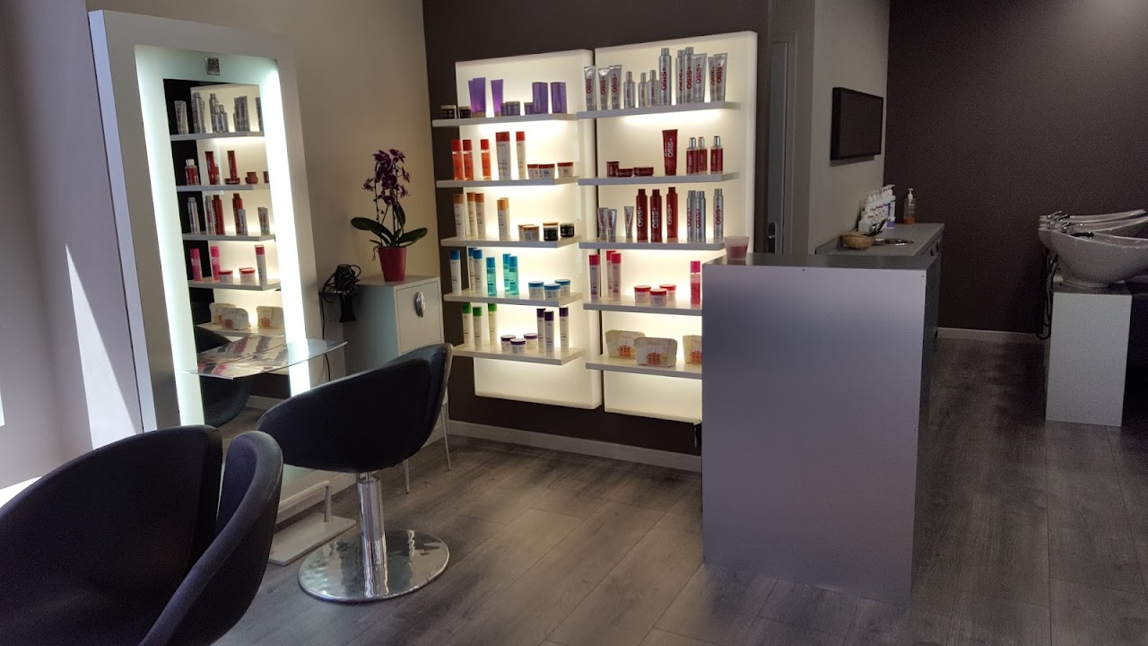Salon de coiffure "le privé ", réalisation 1
